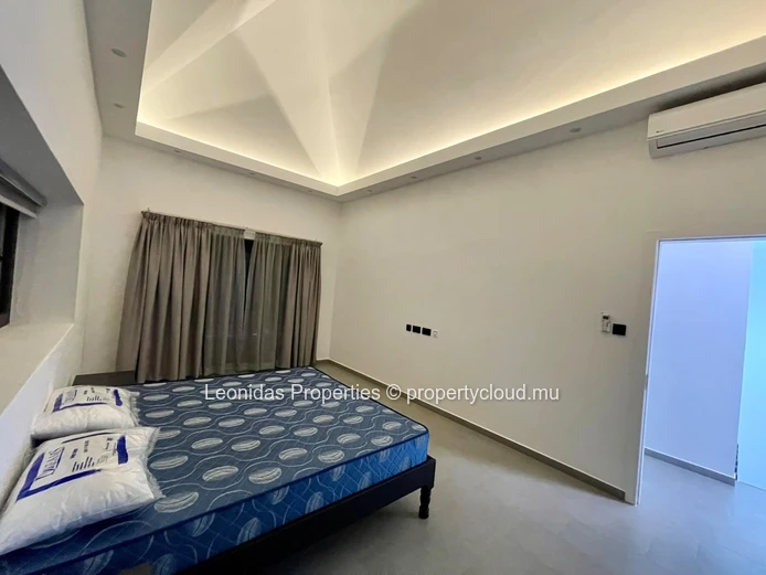 Magnifique villa neuve de 4 chambres en suites 