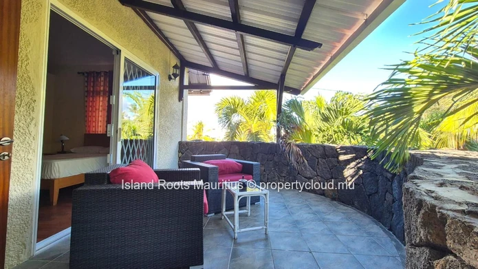 Beautiful villa for holiday rental, located in Pointe Aux Canonniers