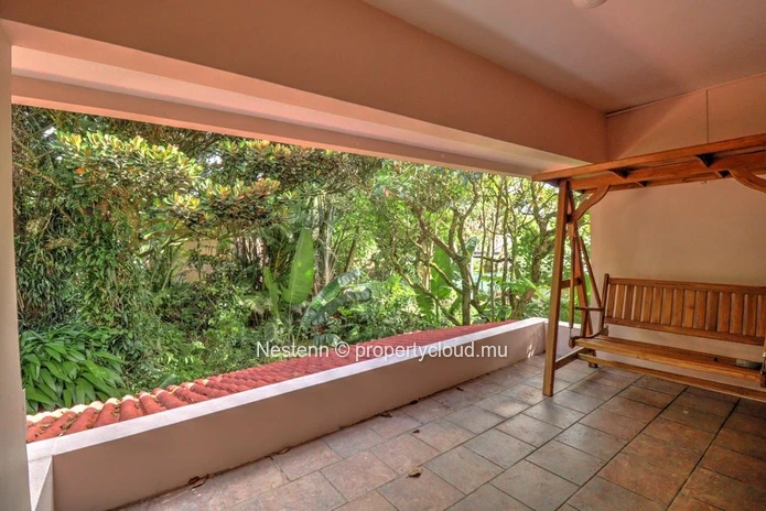 Maison familiale meublée avec jardin dans un cadre paisible