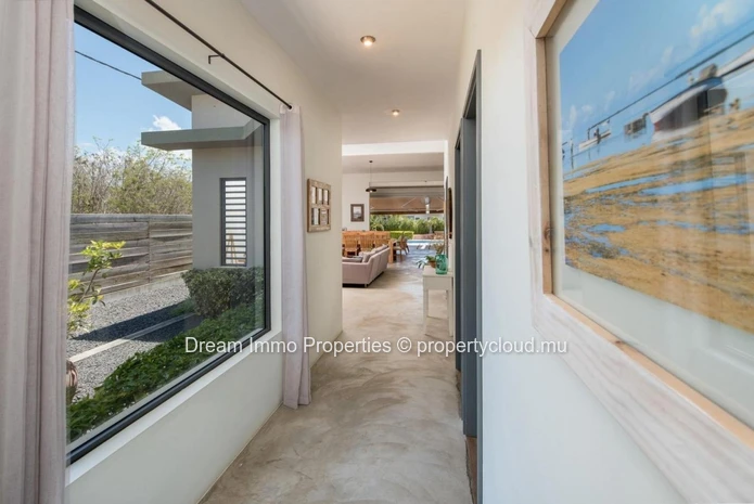 Belle Villa Sur Un Grand Terrain De 1 400 M² Proche De Grand Baie - Ile Maurice