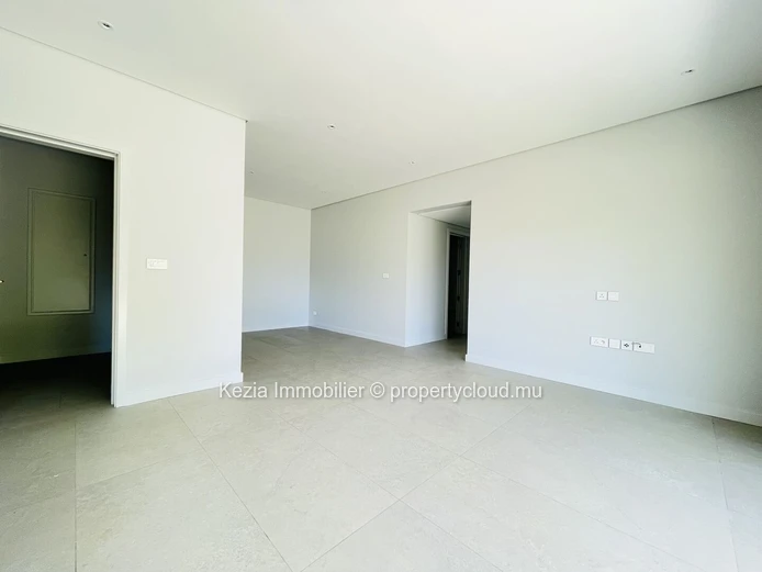 Appartement Contemporain En Rez-De-Jardin