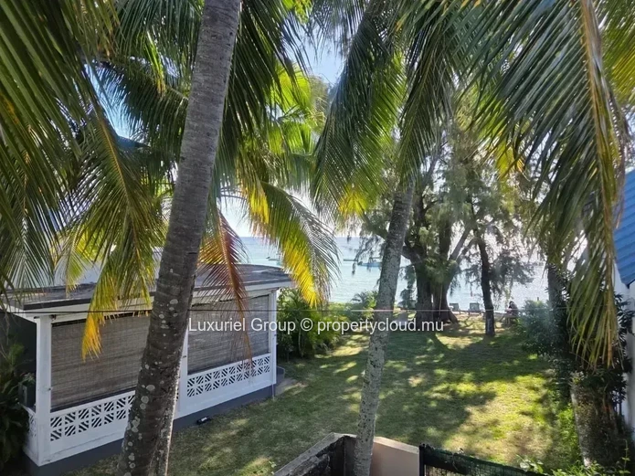 Superbe villa en bord de mer avec vue panoramique à Trou aux Biches