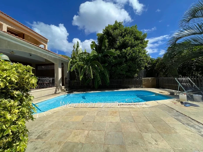 Spacious Villa For Rent - Pet Friendly