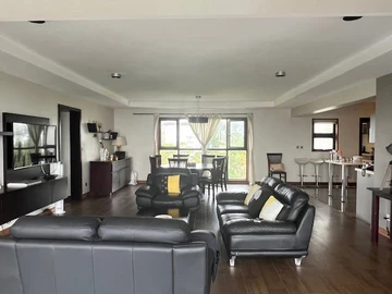 4 Bedroom Apartment