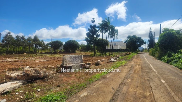 Big plot of land of 3600.99 m², ideal for development