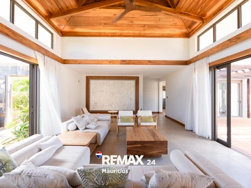 4 Bedroom Villa