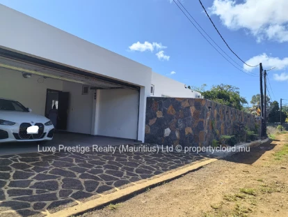 Brand-New Luxury 4-Bedroom Ensuite Villa for Rent in Mont Pascal | 15 Perches | Near Grand Baie & Northfields Interna...