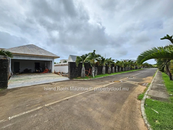 Magnifique villa de luxe haut de gamme dans une résidence sécurisée à Mont Choisy.