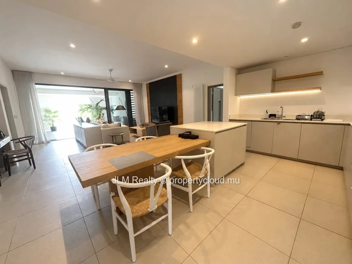 For Rent – Contemporary 3-Bedroom En-Suite Riverside Apartment in Black River, Mauritius