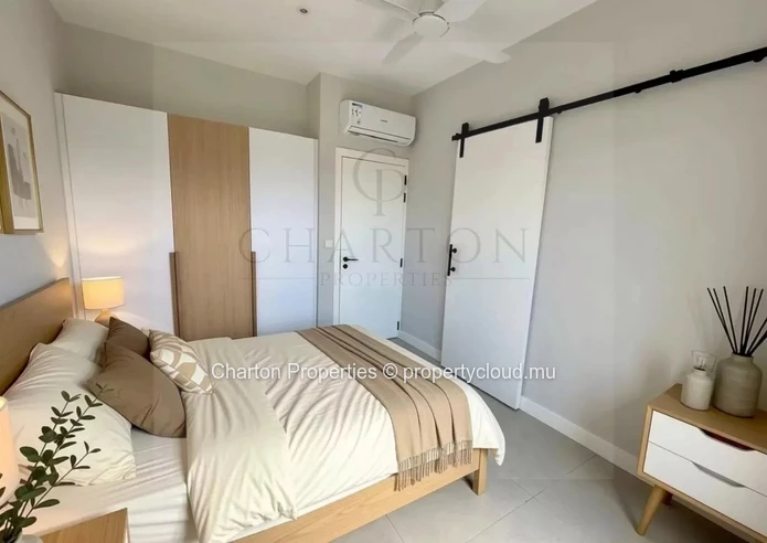 Exceptional 3-bedroom apartment on the second floor in the heart of Pointe aux Canonniers