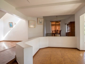 Maison de 4 Chambres
