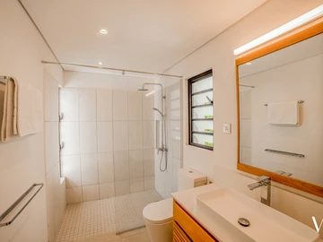 4 Bedroom Apartment