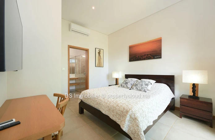 À Vendre – Villa De Plain-Pied Meublée - Résidence Sécurisée À Grand Baie