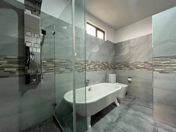 3 Bedroom Villa