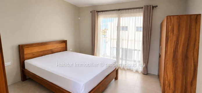 To rent: House of 260 m² in Pointe aux Piments 
