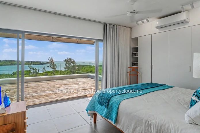 Penthouse de standing avec vue mer et montagne – St Antoine Private Residences