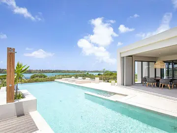 4 Bedroom Villa