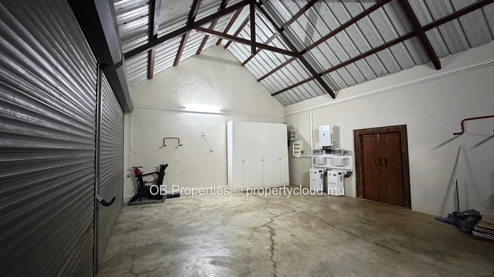 Prestigious 5-Bedroom Villa for Rent in Forêt Daruty