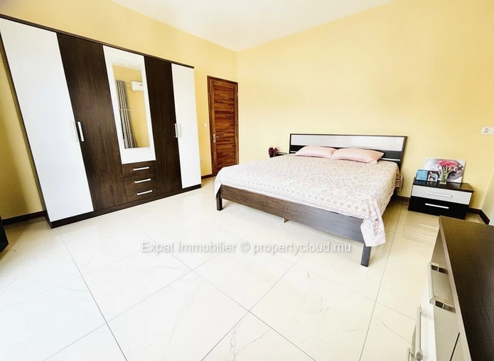 4-Bedroom Villa With Multi-Purpose Spaces And A Swimming Pool – Mont Choisy
