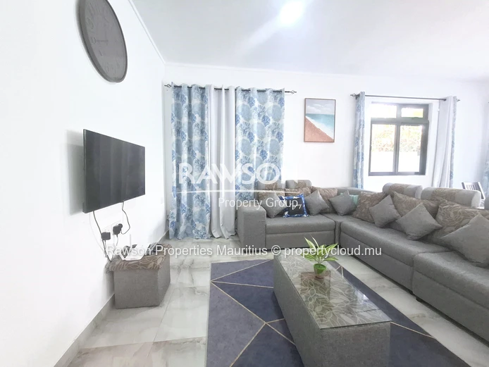 5-Bedroom Bungalow | Private Pool | Spacious & Charming | Pereybere 