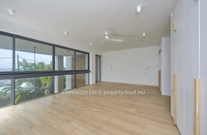 4-Bed duplex apartment Coin de Mire View | Iconic Architecture · 1.5M