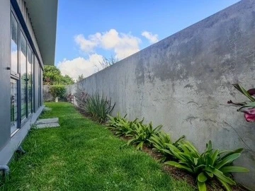 3 Bedroom Townhouse, Duplex