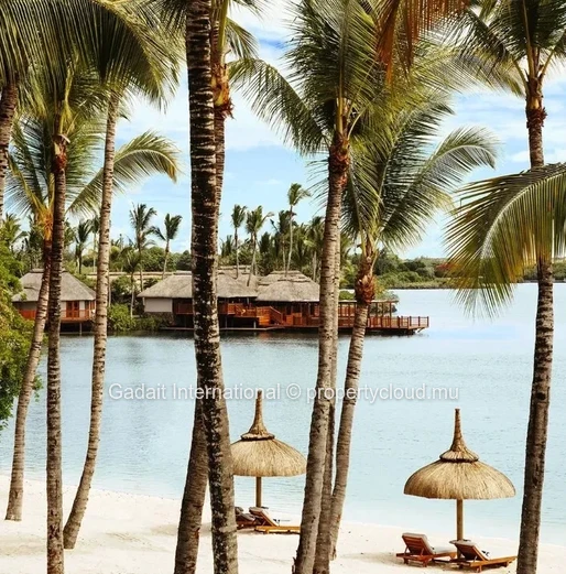Luxury Villa for Sale in Mauritius – Exclusive Property with Private Beach, Pool and Permanent Residency – Gadait Int...