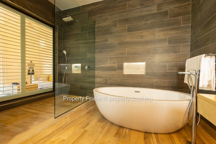 Exceptional Waterfront Villa in Mauritius' Premier Residential Marina