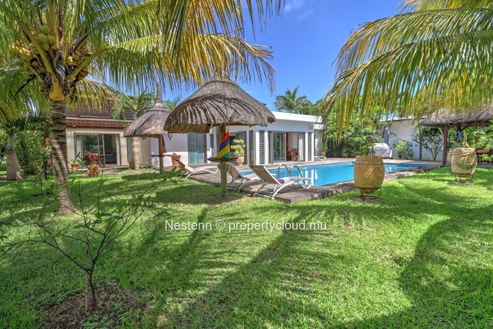 4-bedroom villa + independent studio