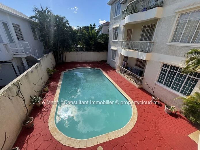 Appartement 3 chambres de 120 m² avec piscine à vendre à Albion