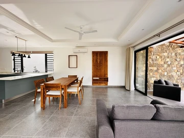 4 Bedroom Villa