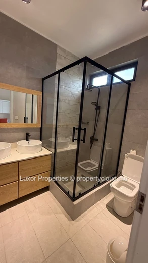 Penthouse Duplex De Luxe À Louer – Ruisseau Palmyre