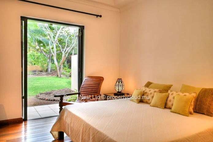 Villa de Prestige dans un Domaine Golfique à Tamarin | Piscine Privée & Vue Montagne