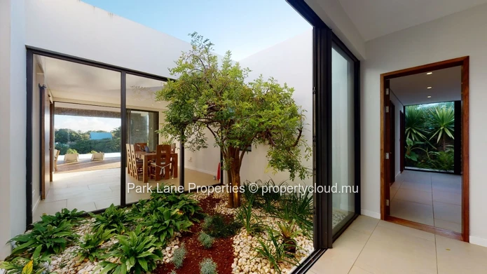 Villa for sale at Azuri.