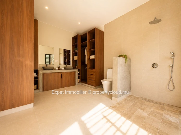 Exceptional 3-Bedroom Villa with Office for Rent at Domaine de Palmyre
