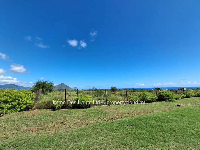 Residential land for sale Magenta Flic en Flac 