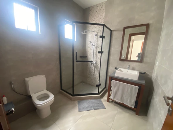 4 Bedroom Villa
