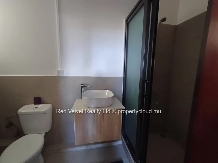 Appartement de 2 chambres à louer à Flic en Flac | Piscine et salle de sport