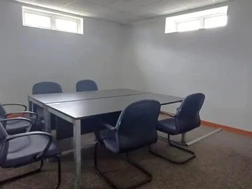 Bureau de 3 Chambres