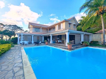 5 Bedroom Villa