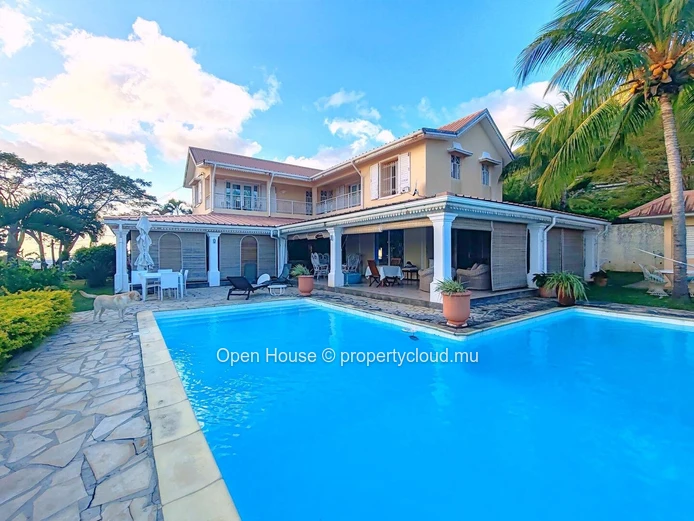 Luxurious Mauritian Villas with Private Pool in Rivière Noire - Black River Area for Sale at Rs 45M