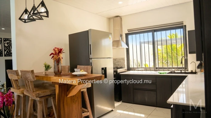 4-bedroom family home just steps from the sea with high rental potential