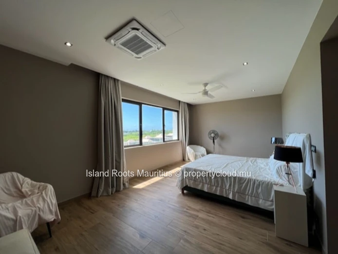 Exceptional, modern 3-bedroom villa located in the North