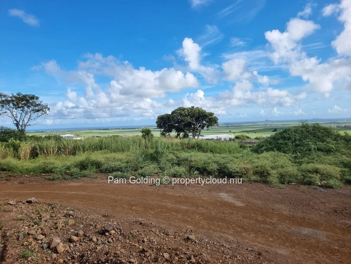 6233.17m2 Vacant Land situated in Piton