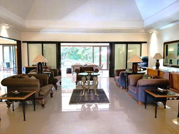 4 Bedroom Villa