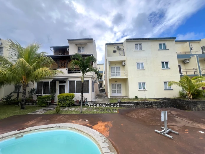 À Louer - Duplex De 3 Chambres - Grand Baie