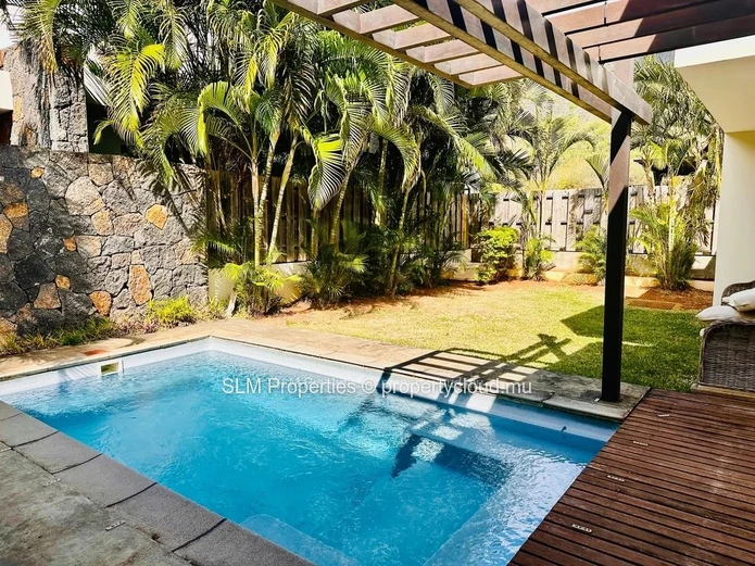 Pailles - Villa de 3 chambres et 3 salles de bain avec piscine dans un complexe sécurisé