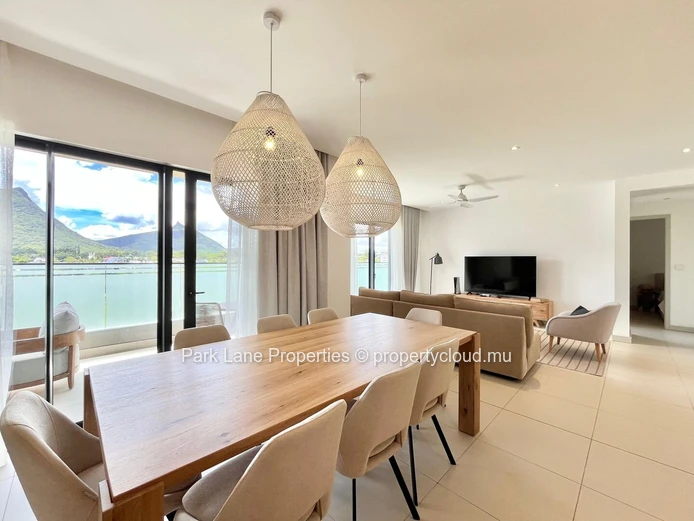 Appartement moderne de 3 chambres avec terrasse et vue sur les montagnes à Telfair, Moka