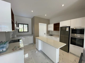 3 Bedroom Apartment