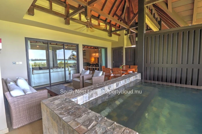 Beautiful 3-Bedroom sea view apartment  